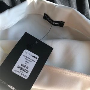 Fashion nova white mini skirt